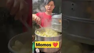 Best Momos In Mumbai ! Street Food Munbai !! #shorts