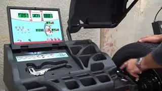 Weaver&reg; W-977 Wheel Balancer Distance Arm Calibration