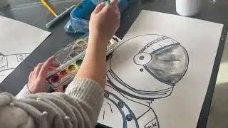 Painting an Astronaut Helmet Glass with Watercolors