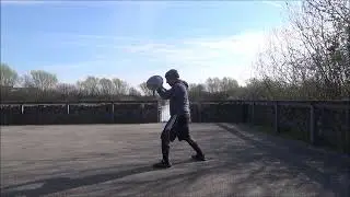 A vertical downward thrust with a khanjar and a follow-up horizontal thrust
