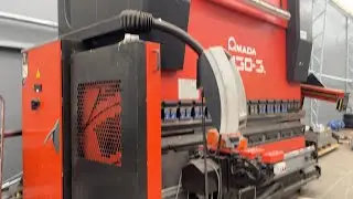K&ouml;p Kantpress AMADA HFR 130-3L p&aring; Klaravik