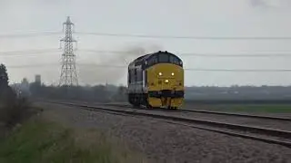 Regional Railways 37425 passing Prickwillow