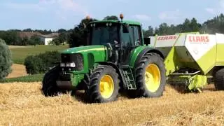 Gro&szlig;ballenpresse Claas Quadrant 2200 mit John Deere 6920