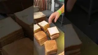 Dahi ke bread roll #streetfood #delhistreetfood #youtubeshort #trending #viral #indianfood #foodie