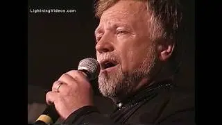 Jan Lewan Sings 