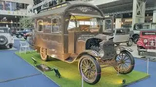 Ford Model TT Motorhome de 1924 in Autoworld Brussels