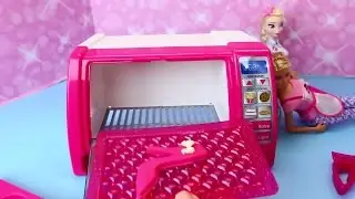 Play Doh BARBIE ❤ Pastry Chef Make, Bake & Decorate Cakes Kitchen Baking Oven Toy