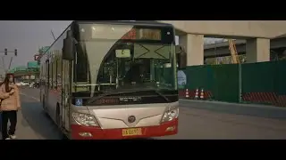 China, Beijing, bus 359 ride from Xibajianfang 西八间房 to Dong Zhi Men Wai 东直门外