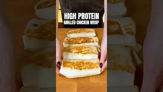 Healthy Chicken Wrap - 39g Protein, Only 375 Calories! #highproteinrecipes #menopause