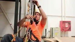 Acceso con Cuerdas: Progresión simple en Ascenso (Escuela Vertical)