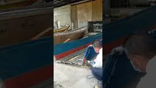 Mould release for small boat #fibreglass #composite #usahawan #boatbuilding #shorts
