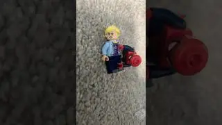 Gwen dies #lego #gwenstacy #peterparker #gwendies #spiderman #falling #sad