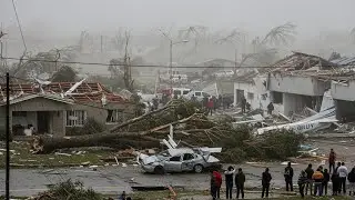Total Chaos in Argentina! Giant Hail Smashes Roofs, Trucks Overturned, Cities Devastated
