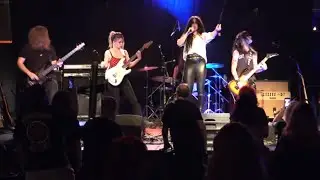 Lunatic Fringe Covers Alice Cooper's School's Out -  Debonair Music Hall