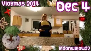 Moonwillow does Vlogmas | Dec 4 | Friends, food and Ice skating