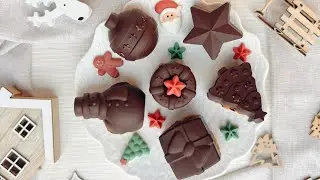 Holiday magic cakes in festive molds. Easy & delicious mini muffins recipe with ginger & cinnamon