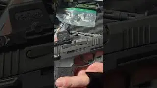 Sig 365 with Holosun EPS Carry Green dot. Review soon. #shortvideo #holosun #365 #sig #dot #green