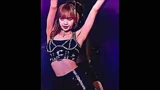 Lisa Serving Us❤️🥰🤍