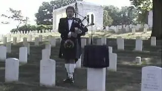Bagpiper Steve Thrasher