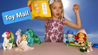 Vintage Toys [Mail Opening] My Little Pony,  Strawberry Shortcake,  & Calico Critters