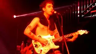 Beach Fossils - Clash the Truth ( Live @ C3 STAGE) Guadalajara MX .