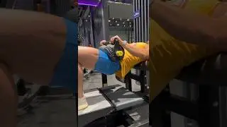Лютая тренировка ног с акцентом на ягодицы в клубе DDX!