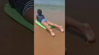 BEN(BENJAMIN) AUTISTA OBSERVANDO O MAR: 