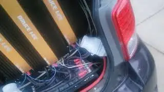Another reason to run amps this way . Also, interior is coming together like butt cheeks. +moms day.