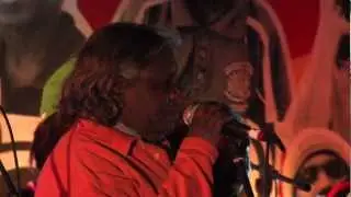 Nurrwiyi - Ti Tree Middle Yrs live at Mobfest 2011