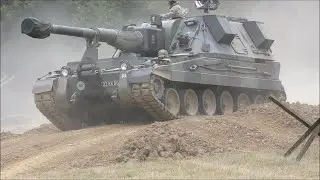 British AS90,155mm Self Propelled Artillery, running in the dust at the Capel Military Show 2025