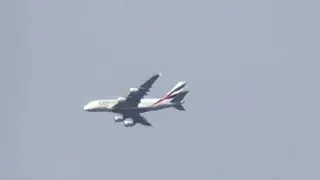 Emirates Airbus A380-861 (EK201, A6-EEV) landing to JFK Airport over my house from DXB