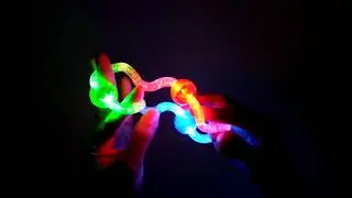 Light-Up LED Atomic Tangle&reg;