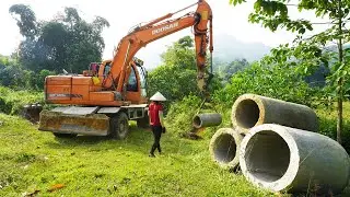 Use Large Excavator To Install Sewers And Level The House Floor - Transporting Old Wooden Houses