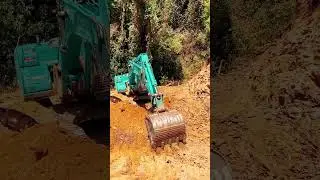 Kobelco Excavator Building Mountain Road