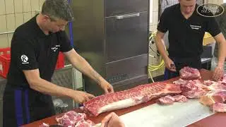 Uitbenen Varken bij Carry van Rooij