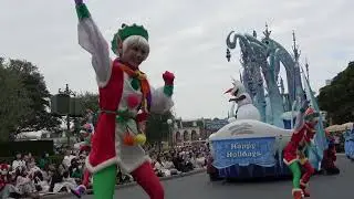 ディズニー・クリスマス・ストーリーズ　フォンド・フェアウェル　ダンサーさんメイン　アナ雪フロート後ろ　座り最前列　スニーク