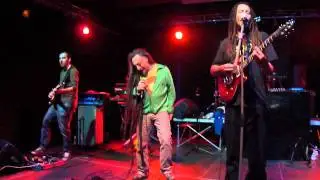RAPHAEL & EAZY SKANKERS feat.BUNNA - ROOTS, ROCK, REGGAE + COLORE (live)