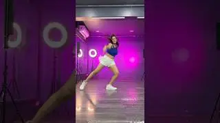 NAJA NAJA 💙 #dailyshorts #dance #keshajain