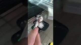 Mixing Masterblend Lettuce Formula