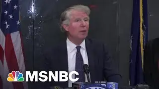 NY Voters To Choose Prosecutor Who May Decide Trump's Fate