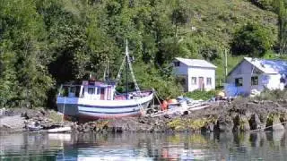 Sea kayaking Chile Patagonia Reloncavi Fjord with YAK EXPEDICIONES