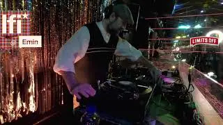 Emin  -   #y&uuml;zdey&uuml;zm&uuml;zik #limitsoff at Minimuzikhol #lifefromistanbul #EvdeBeraberiz