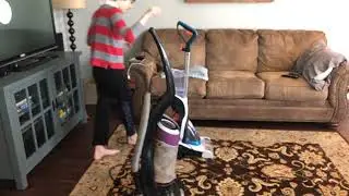 Bissell Cleanview OnePass Technology Vacuum Cleaner vs Hoover PowerDash Pet Carpet Cleaner