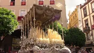 SEMANA SANTA DE SEVILLA 2022:  La Virgen de los Ángeles Coronada en El Salvador. Los Negritos