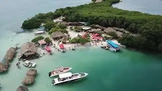 Columbia Beach with waterfalls Natural and Relaxing music,