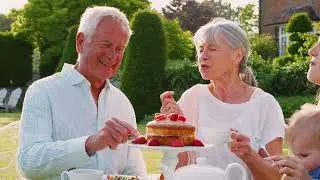 Savor the Season: Smart Holiday Eating for Seniors