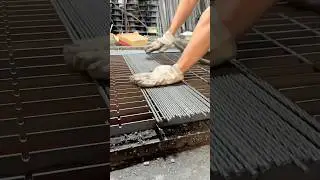 Making the steel mesh