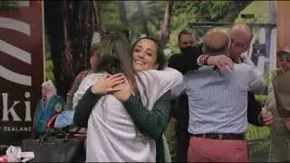 Happy reunions fill Auckland airport as trans-Tasman bubble begins