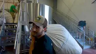 Conelick'r Fresh Hop IPA from Three Creeks Brewing in Sisters, Oregon
