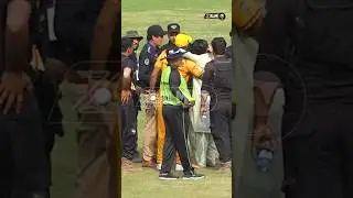 Unstoppable love for Babar Azam ❤️ Fans rush in to capture a moment with him | Exhibition Match